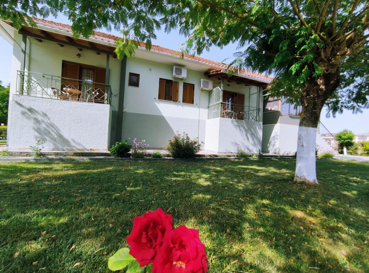 Zisis Garden Studios Ioánnina Exteriér fotografie