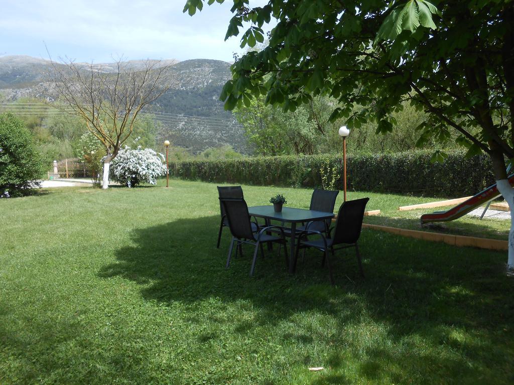 Zisis Garden Studios Ioánnina Exteriér fotografie